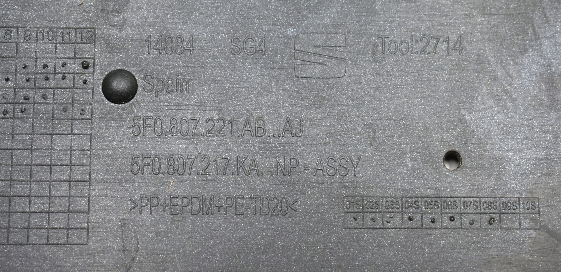 SEAT Leon III Facelift FR 5F0 Original Front Bumper + Grille