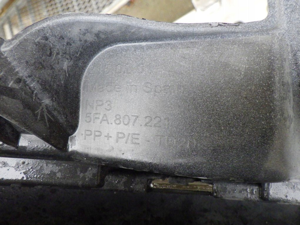 SEAT LEON IV 4 5FA 2020- Front Bumper