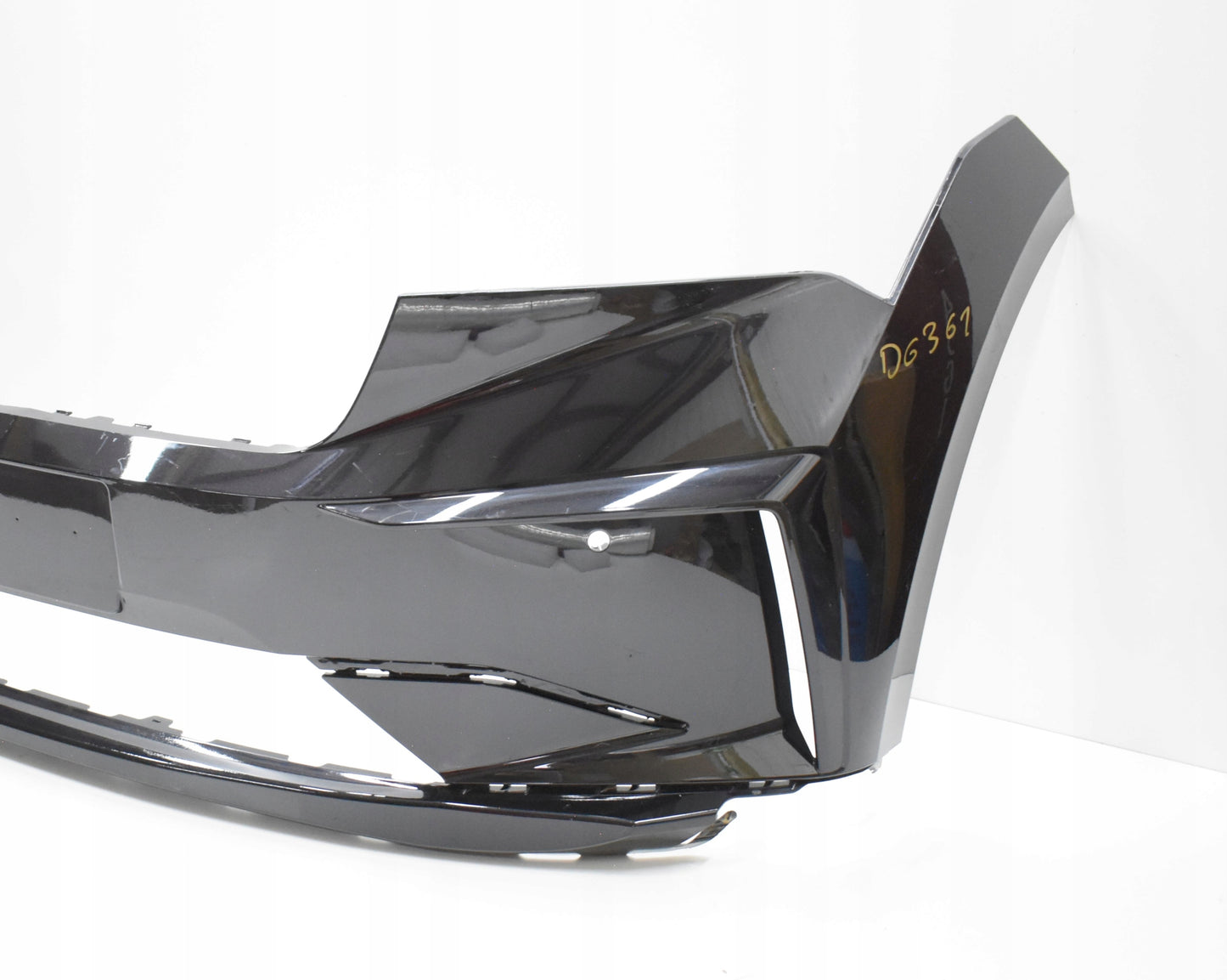 SKODA ENYAQ 5LA FRONT BUMPER ORG