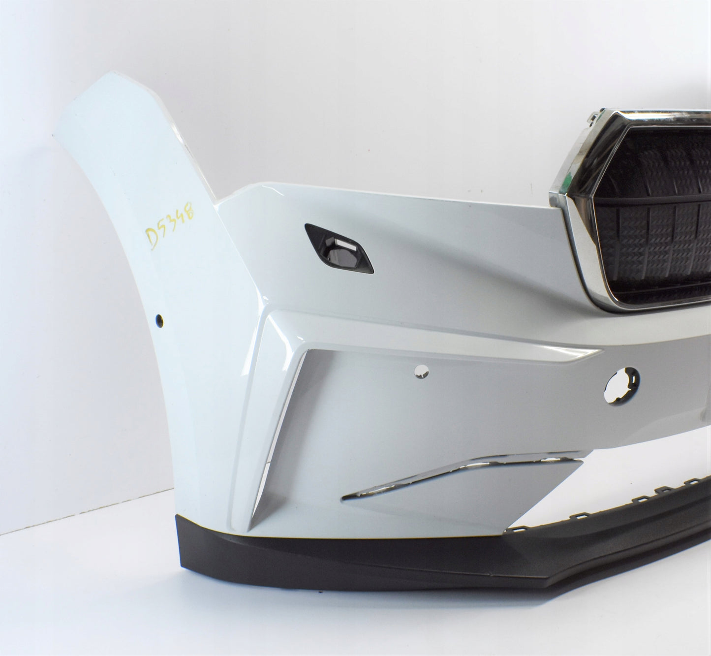 SKODA ENYAQ 5LA FRONT BUMPER EXCELLENT CONDITION