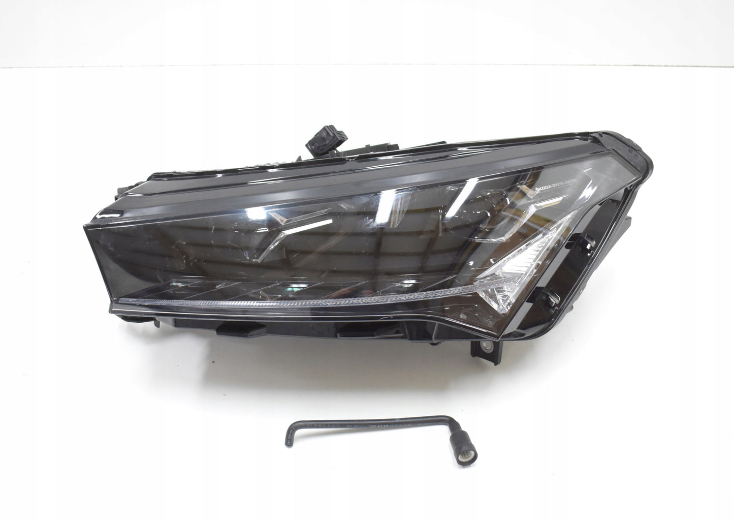 SKODA ENYAQ 5LB LEFT FRONT HEADLIGHT CRYSTAL ORG EU 5LB941015H