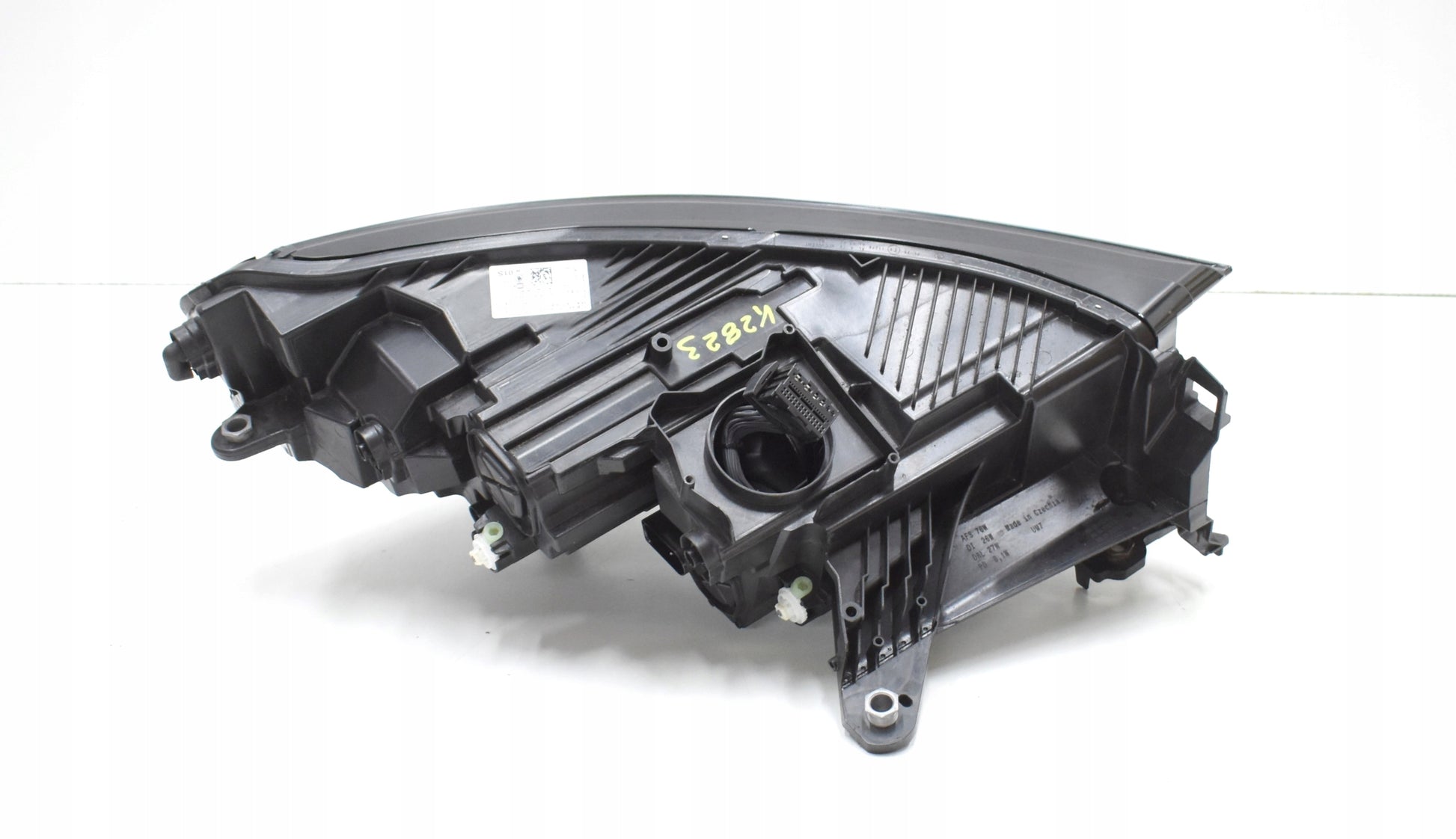 SKODA ENYAQ 5LB LEFT FRONT HEADLIGHT CRYSTAL ORG EU 5LB941015H