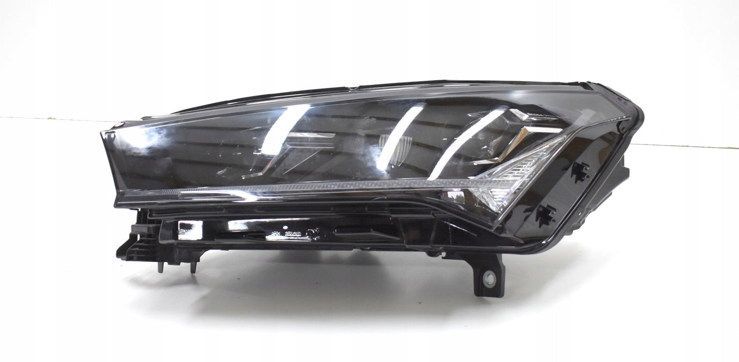 SKODA ENYAQ 5LB LEFT FRONT HEADLIGHT CRYSTAL ORG EU 5LB941015H