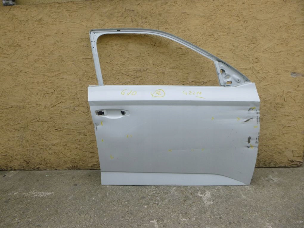 SKODA FABIA III 3 6V Front Right Door