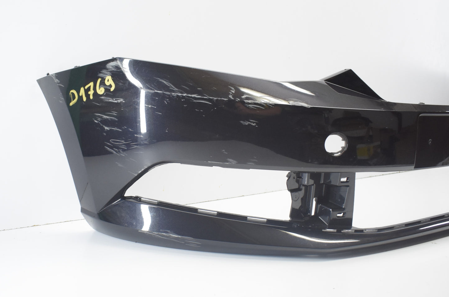 SKODA FABIA III 6V FRONT BUMPER SUPER CONDITION ORG!