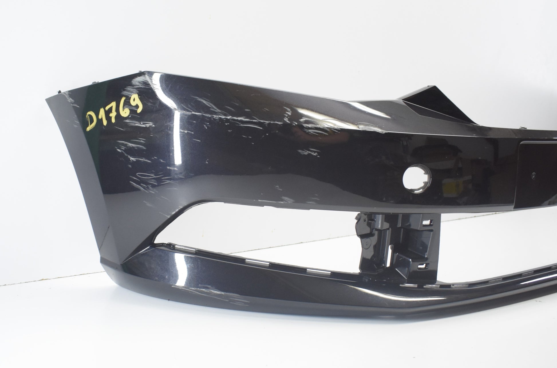 SKODA FABIA III 6V FRONT BUMPER SUPER CONDITION ORG!