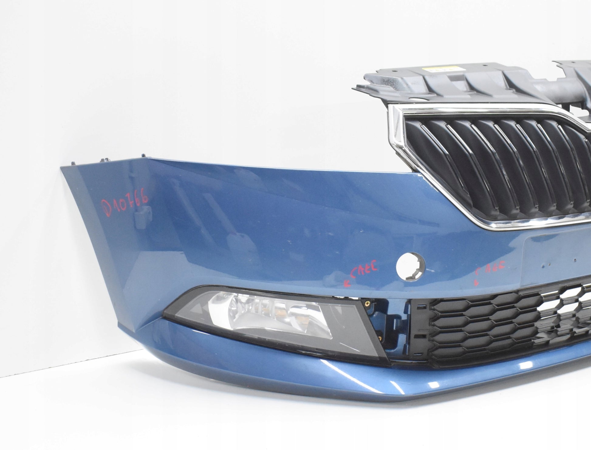 SKODA FABIA III LIFT 6V0 FRONT BUMPER ORG