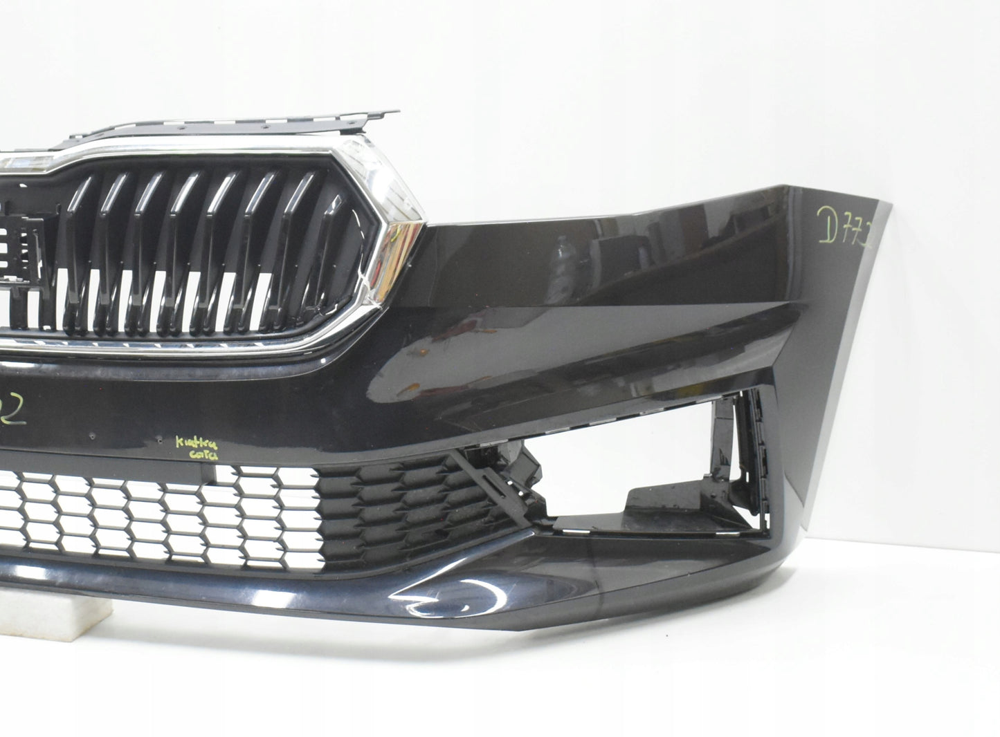 SKODA FABIA IV 6VA FRONT BUMPER ORG + GRILLE