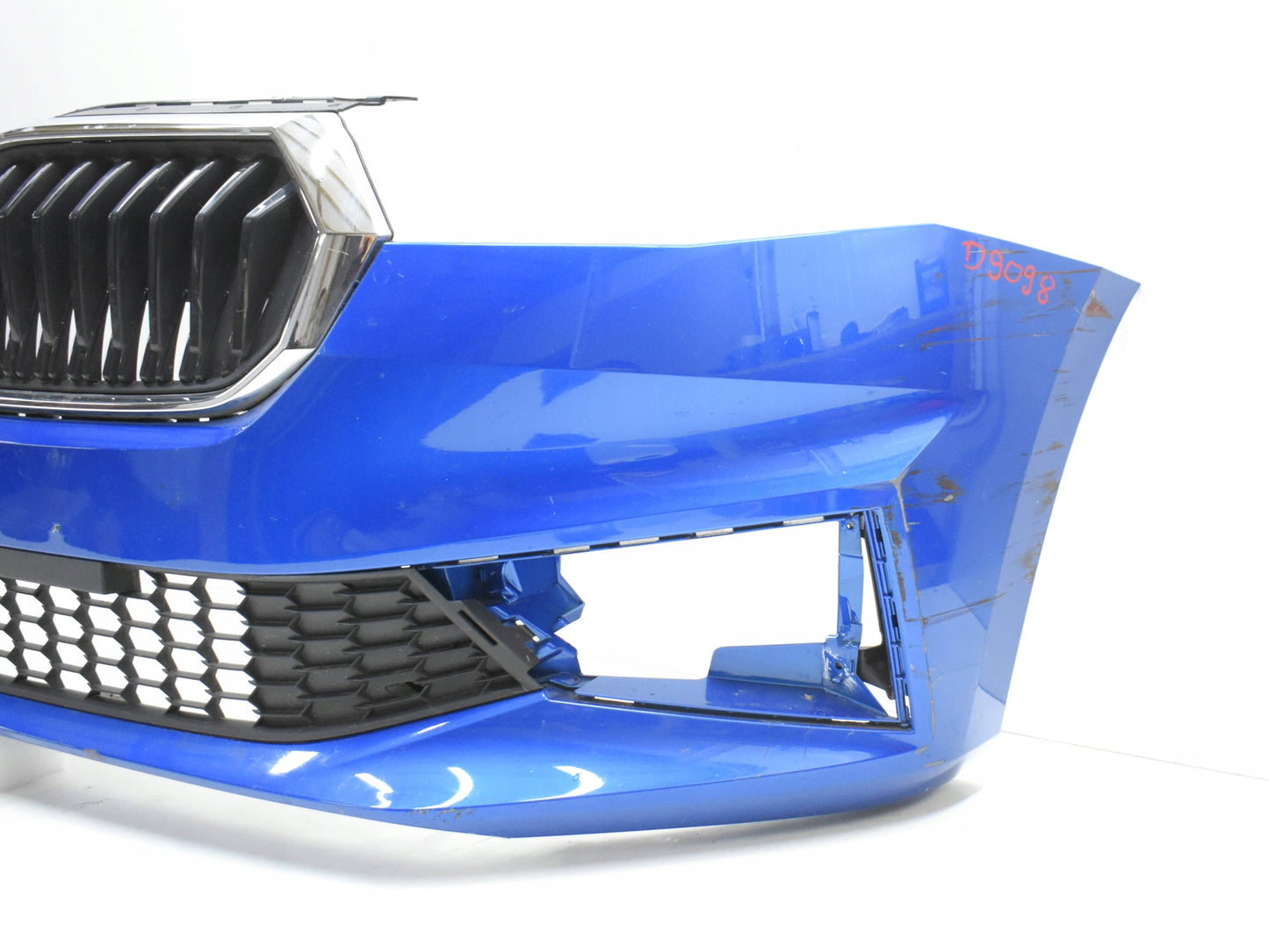 SKODA FABIA IV 6VA FRONT BUMPER ORIGINAL + GRILLES + GRILL