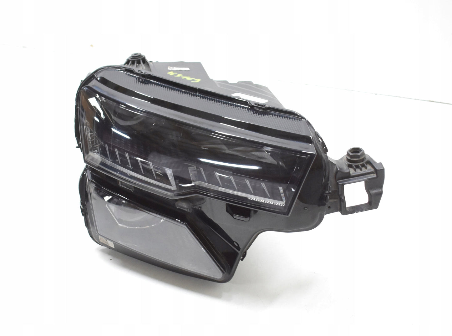 SKODA KAROQ 57B LIFT HEADLIGHT RIGHT FRONT CRYSTAL ORG EU 57B941036