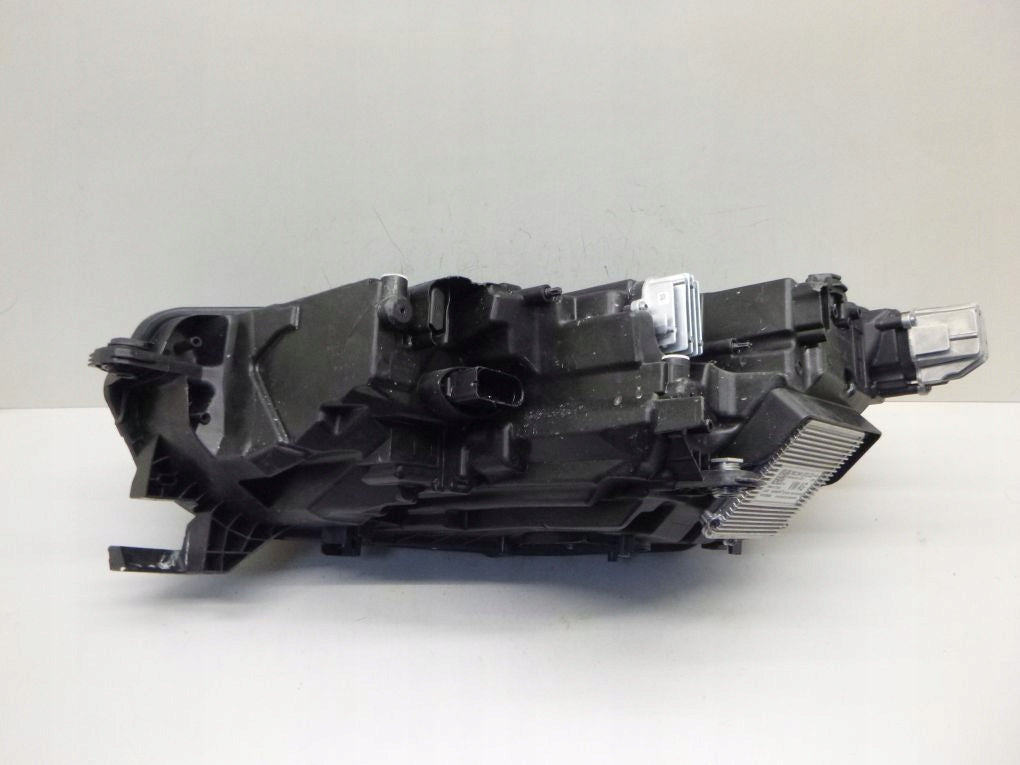 SKODA OCTAVIA 4 IV 5E4 FULL LED HEADLIGHT ASSEMBLY RIGHT FRONT
