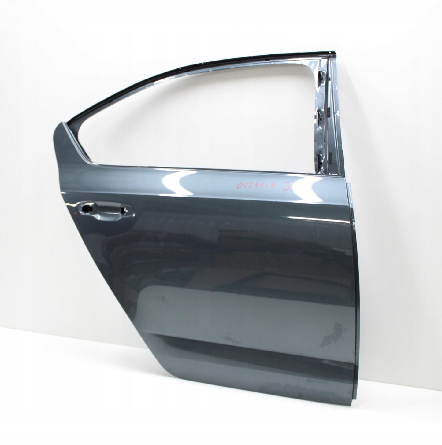 SKODA OCTAVIA III 5E5 RIGHT REAR DOOR ORG HB SEDAN 5E5833602