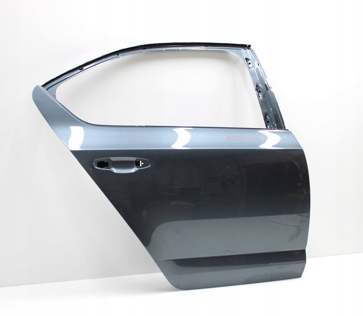 SKODA OCTAVIA III 5E5 RIGHT REAR DOOR ORG HB SEDAN 5E5833602