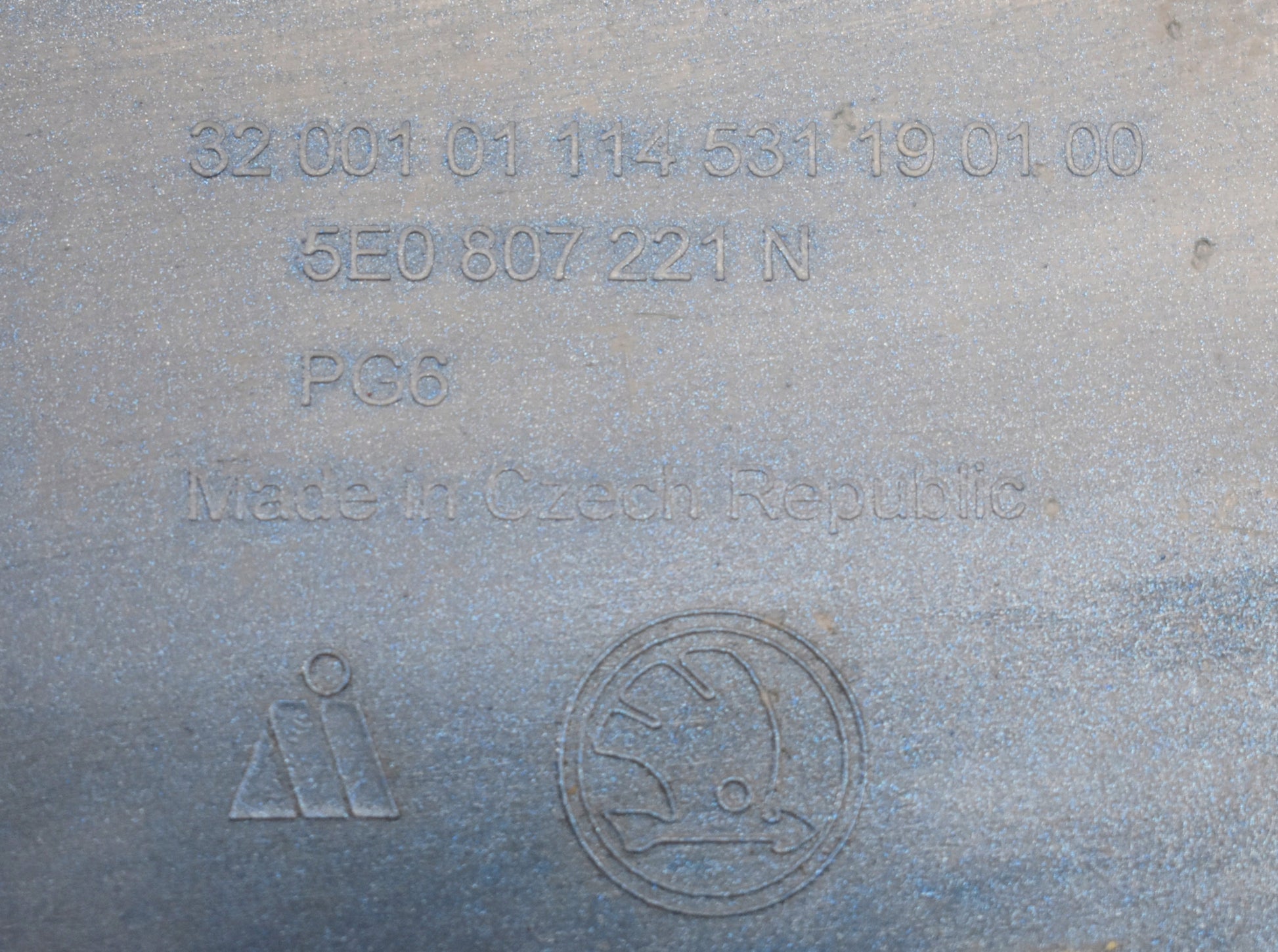 SKODA OCTAVIA III LIFT 5E FRONT BUMPER