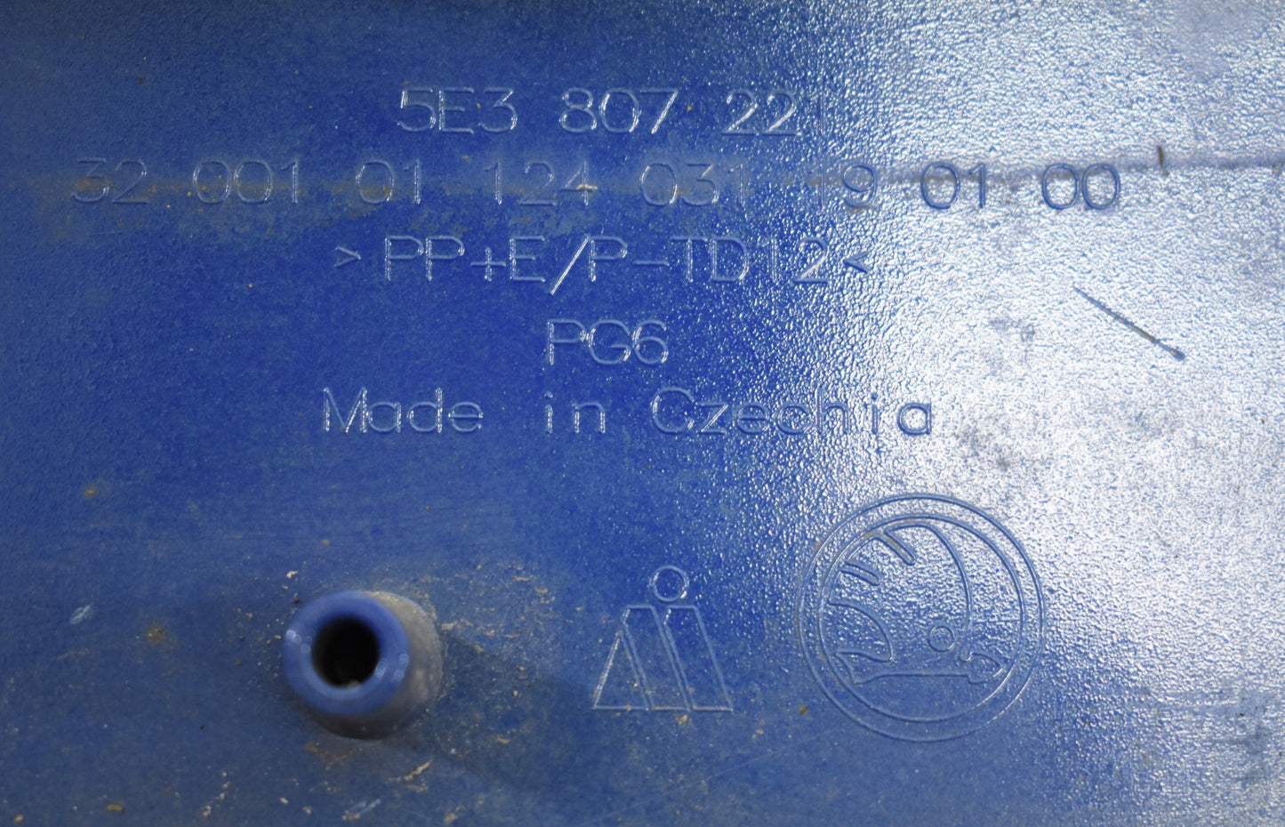 SKODA OCTAVIA IV 5E3 FRONT BUMPER ORG