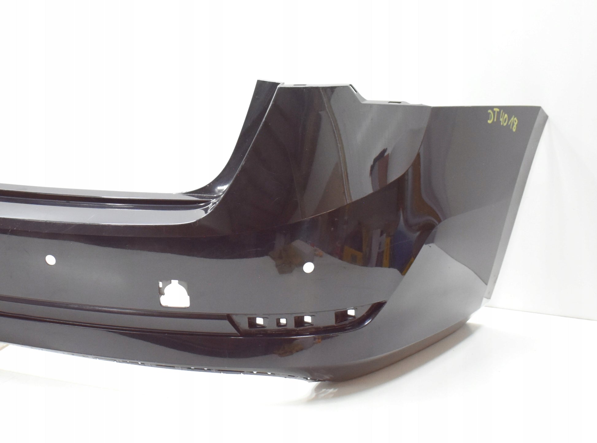 SKODA OCTAVIA IV 5E6 REAR BUMPER ORIGINAL SEDAN