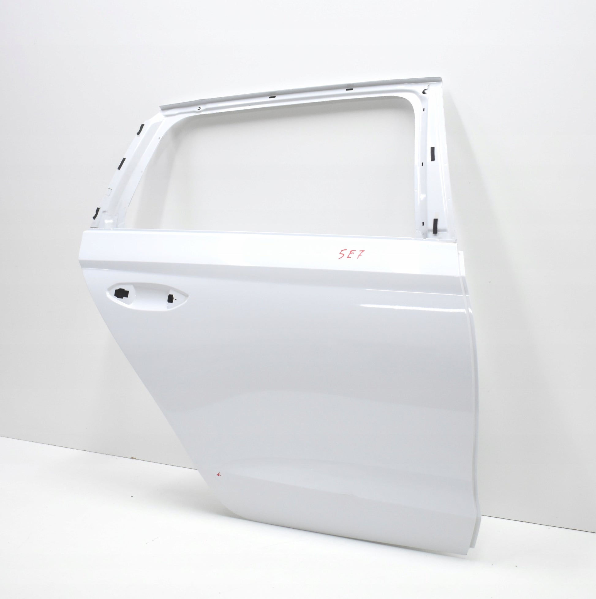 SKODA OCTAVIA IV 5E7 RIGHT REAR DOOR ORIGINAL ESTATE
