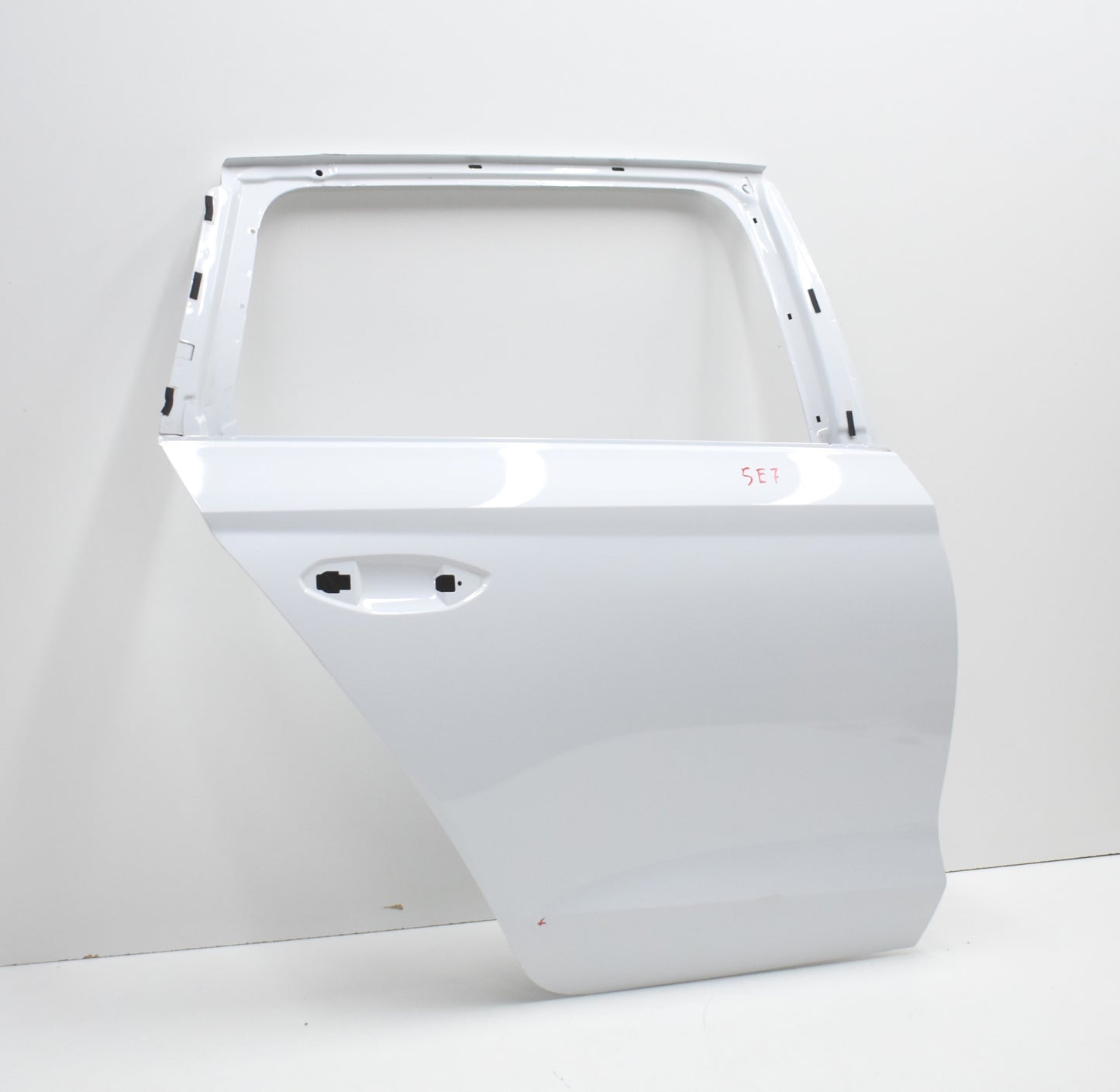SKODA OCTAVIA IV 5E7 RIGHT REAR DOOR ORIGINAL ESTATE