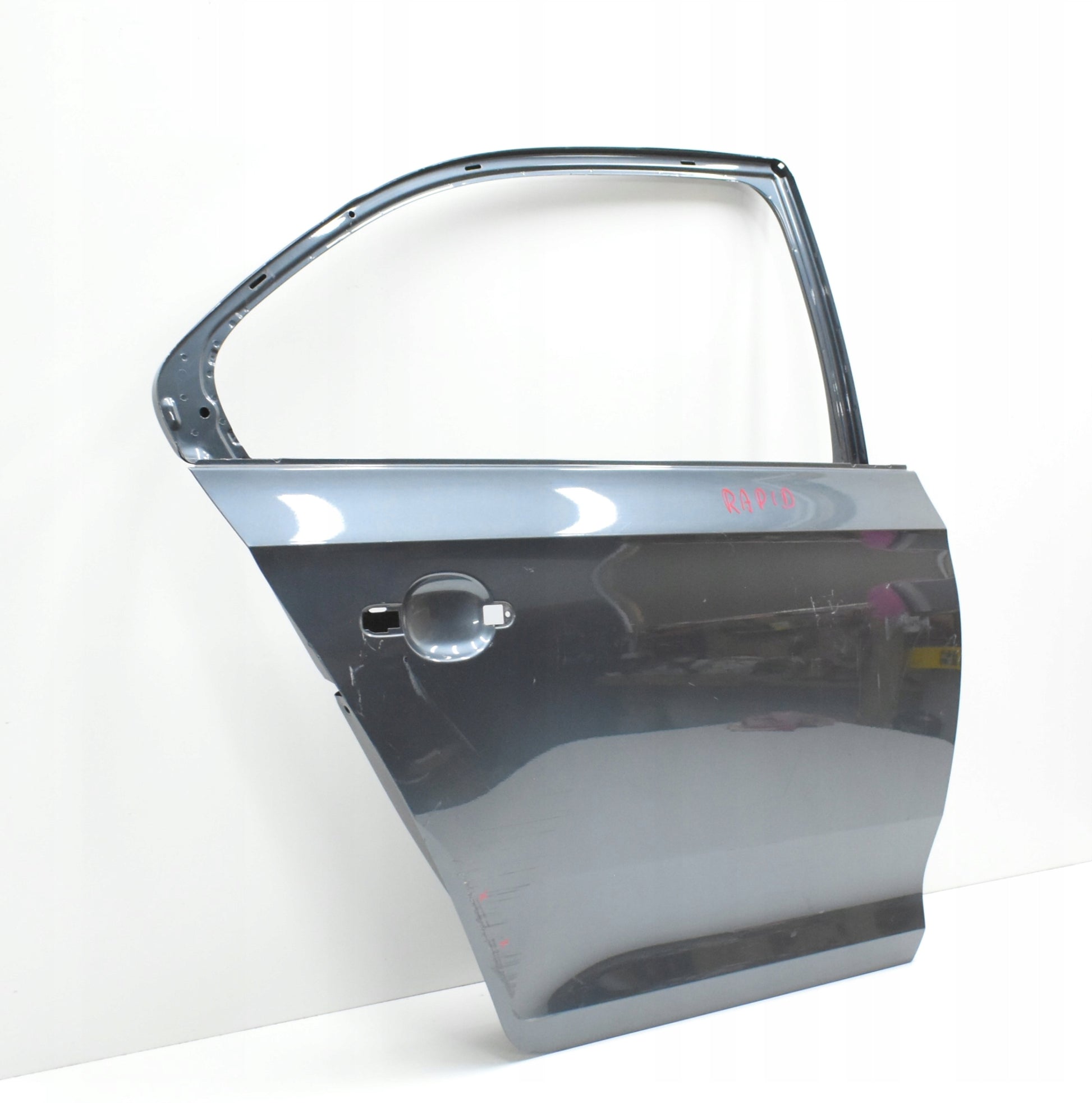 SKODA RAPID 5JA LIFTBACK RIGHT REAR DOOR ORG