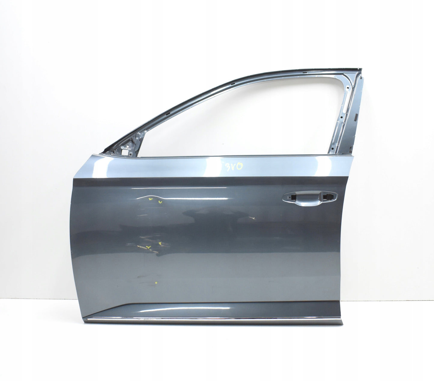 SKODA SUPERB III 3V LEFT FRONT DOOR ORG
