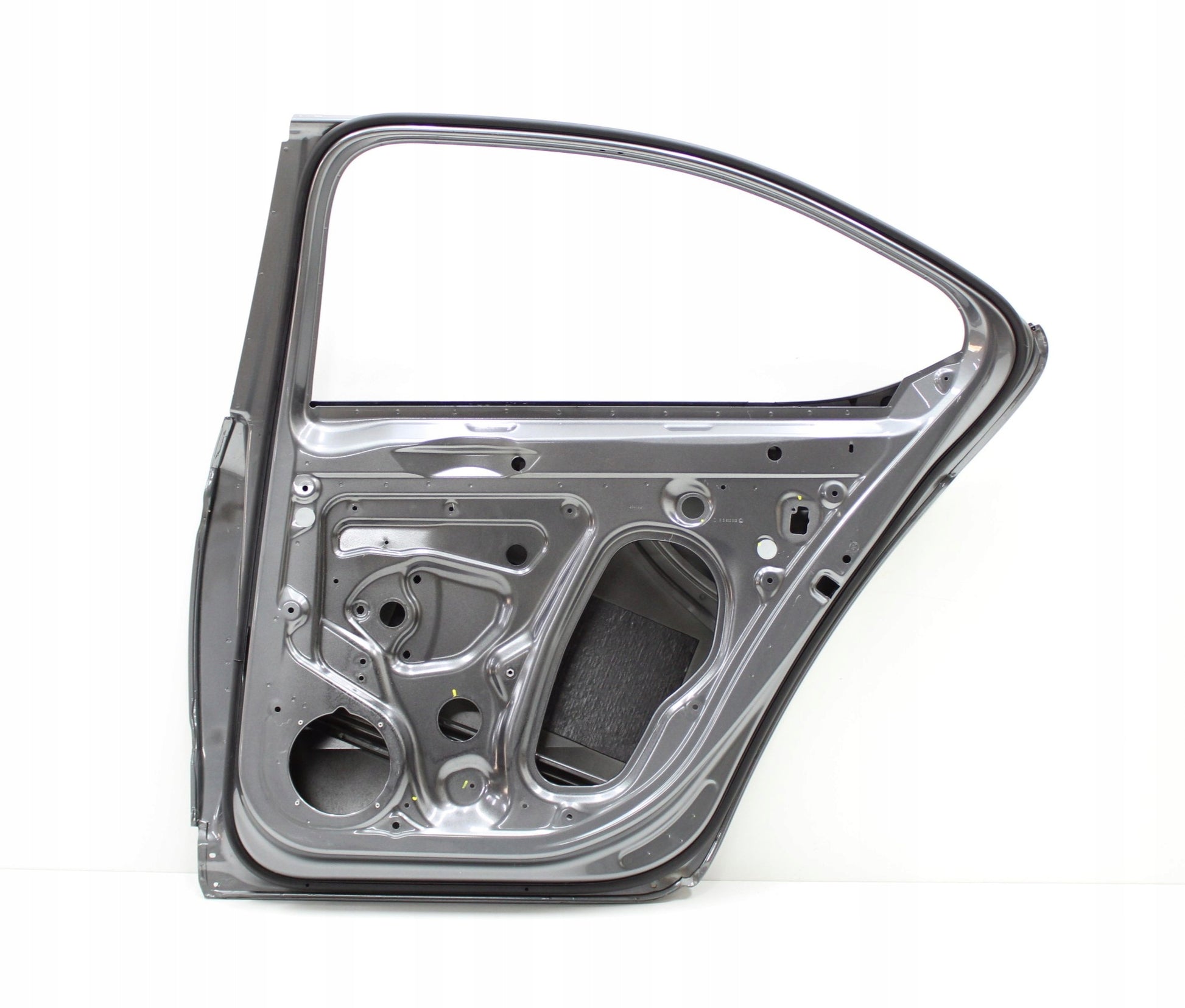 SKODA SUPERB III 3V5 Original Right Rear Door Sedan HB