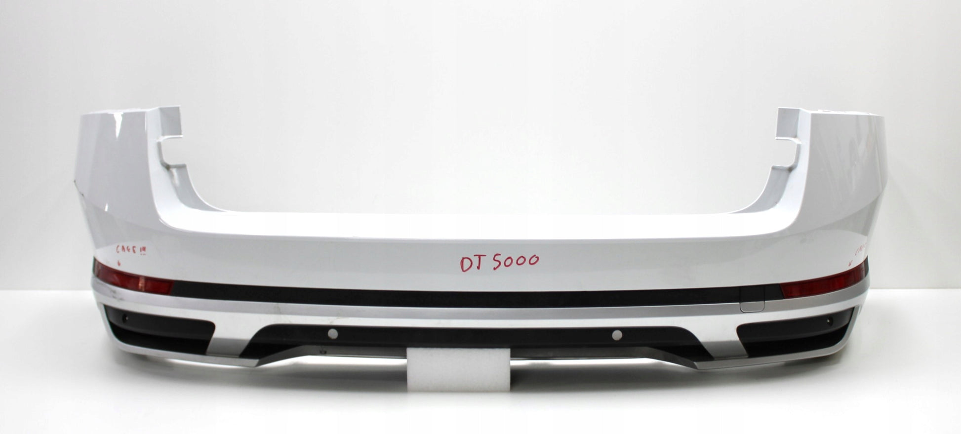 SKODA SUPERB III 3V9 SCOUT REAR BUMPER ORIGINAL ESTATE + BOTTOM