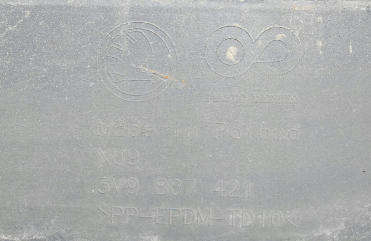 SKODA SUPERB III 3V9 REAR BUMPER ORIGINAL ESTATE + BOTTOM