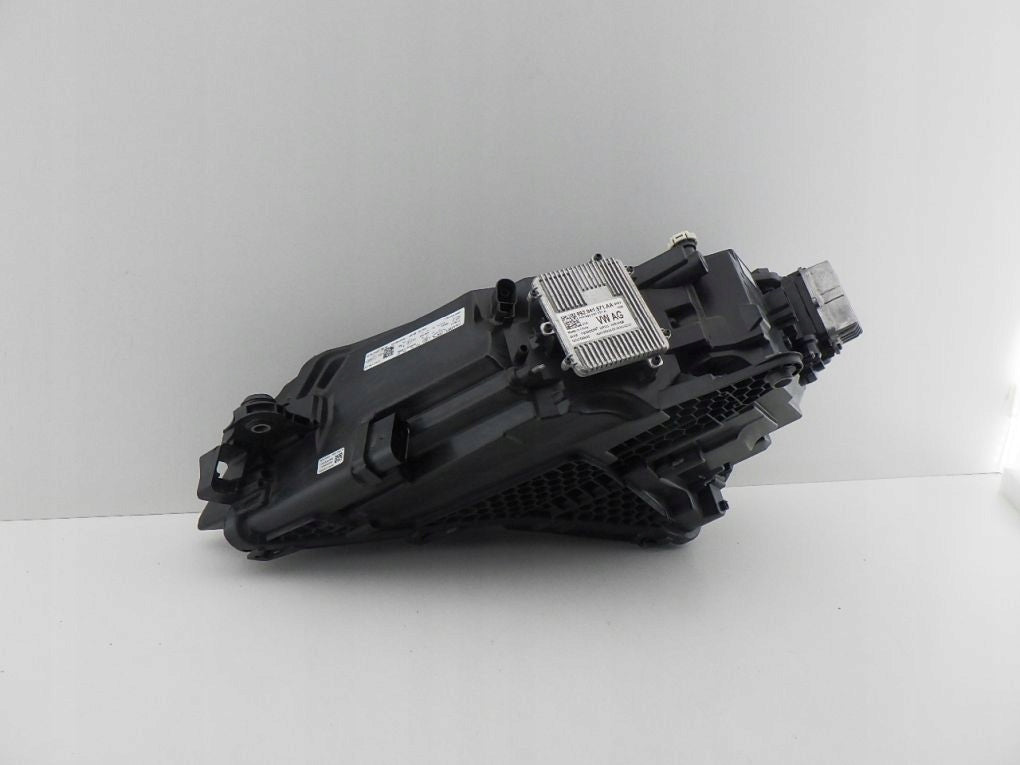 SKODA SUPERB LIFT III 3V0 3V1 FULL LED 19- Front Headlight Right