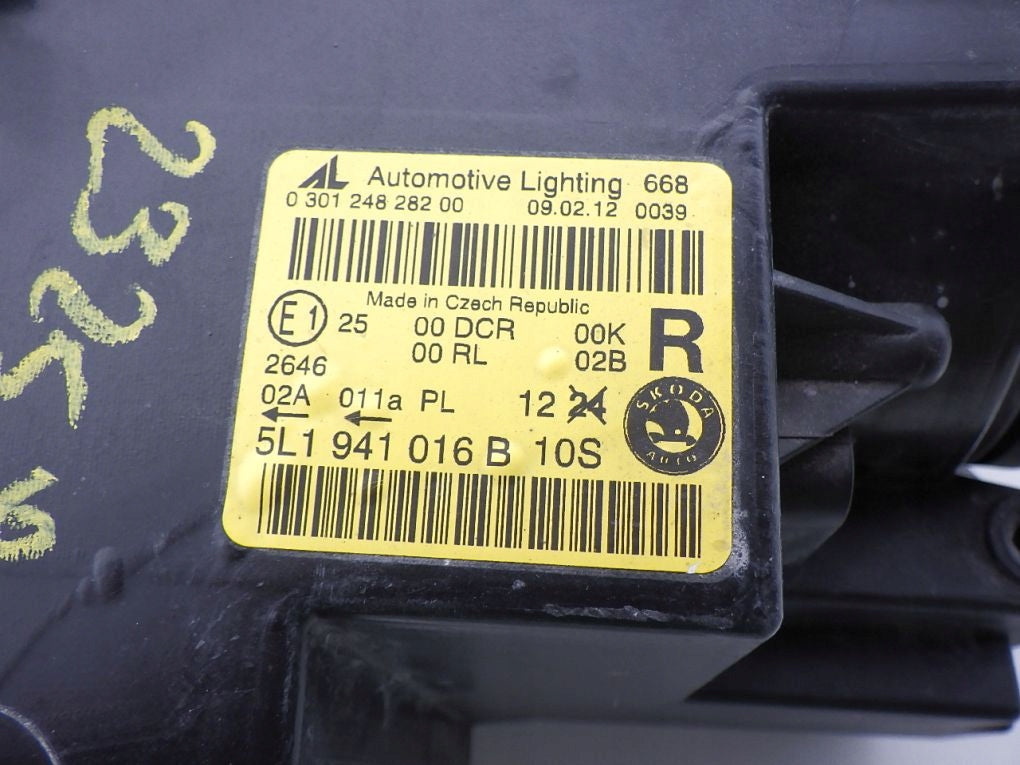 SKODA YETI XENON 5L1 5L RIGHT HEADLIGHT