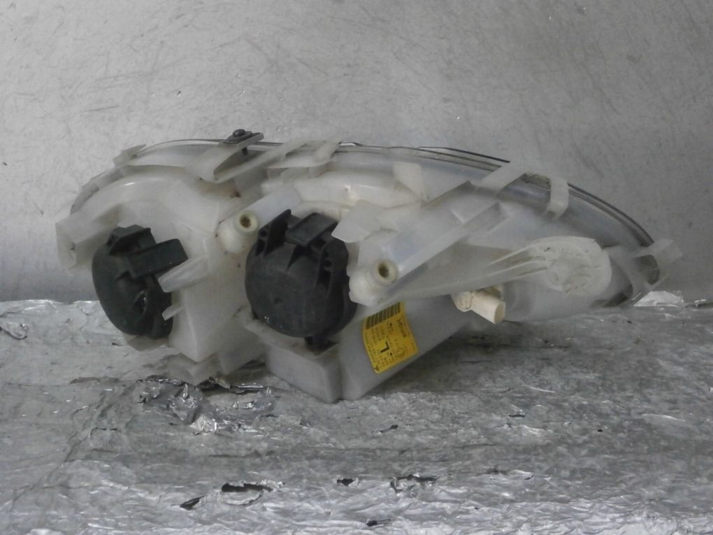 SMART FORTWO I LIFT 03- HEADLIGHT FRONT LEFT