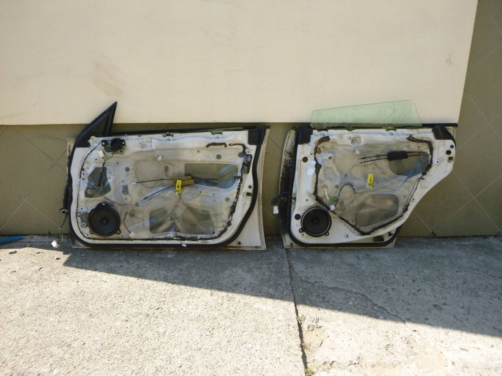 SUBARU LEGACY IV 4 DOOR RIGHT REAR FRONT