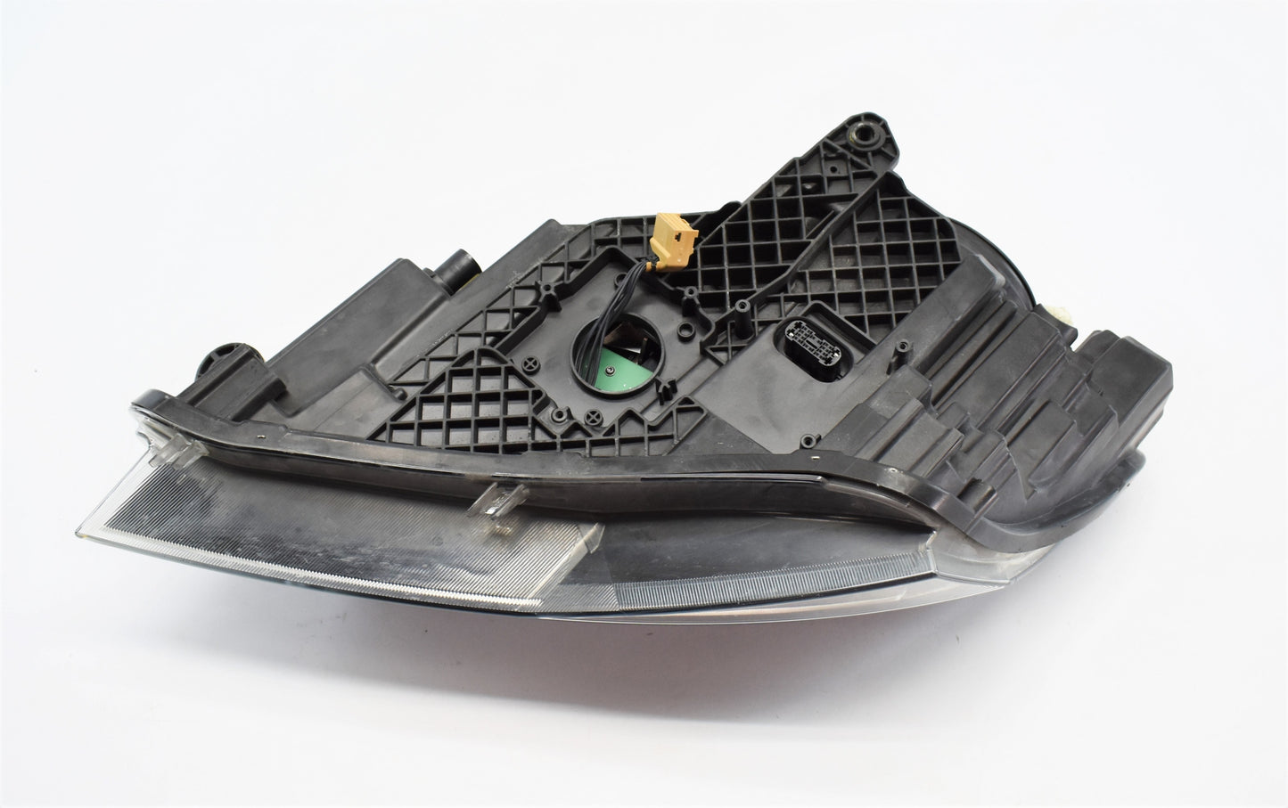 SUPERB III 3V HEADLIGHT RIGHT FRONT EU ORG