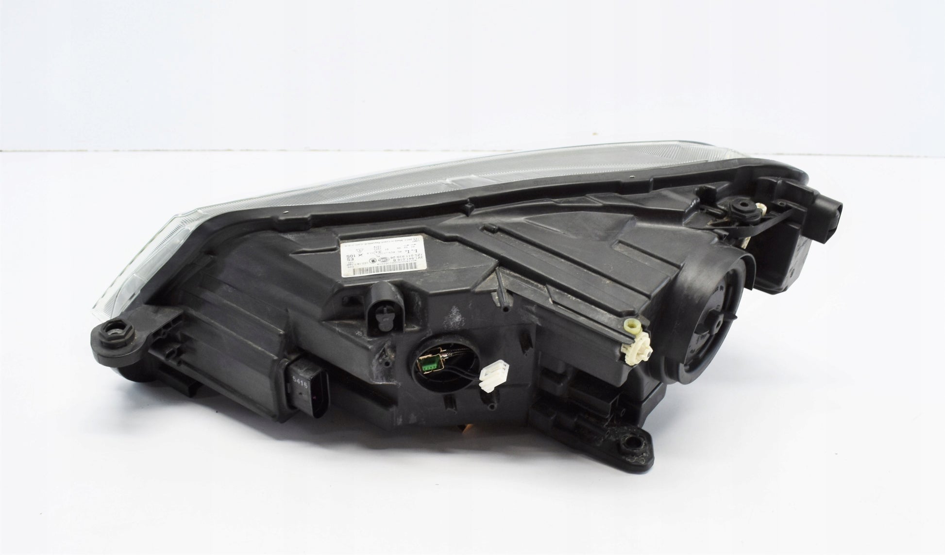 SUPERB III 3V HEADLIGHT RIGHT FRONT EU ORG