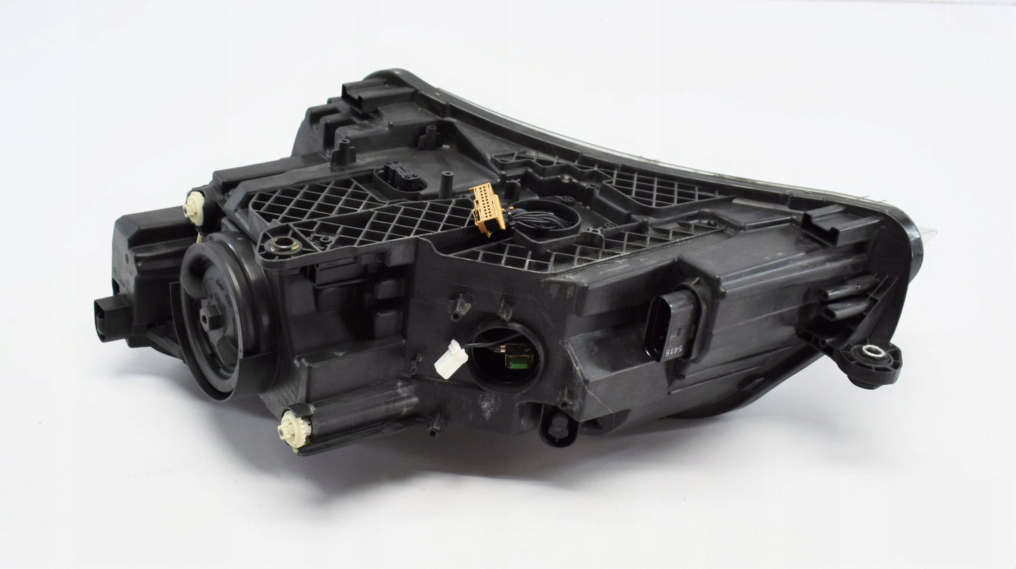 SUPERB III 3V HEADLIGHT RIGHT FRONT EU ORG