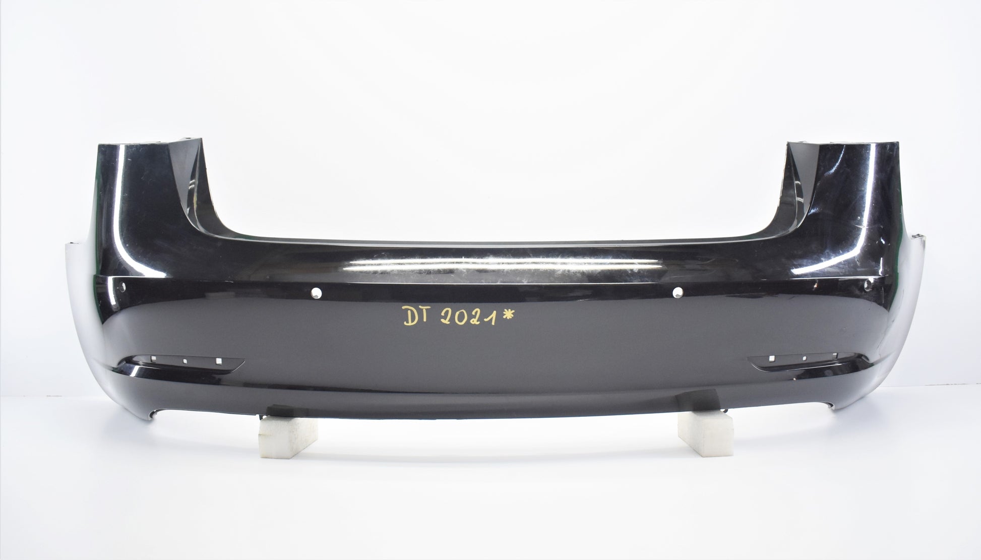 TESLA MODEL III 3 REAR BUMPER ORIGINAL NICE