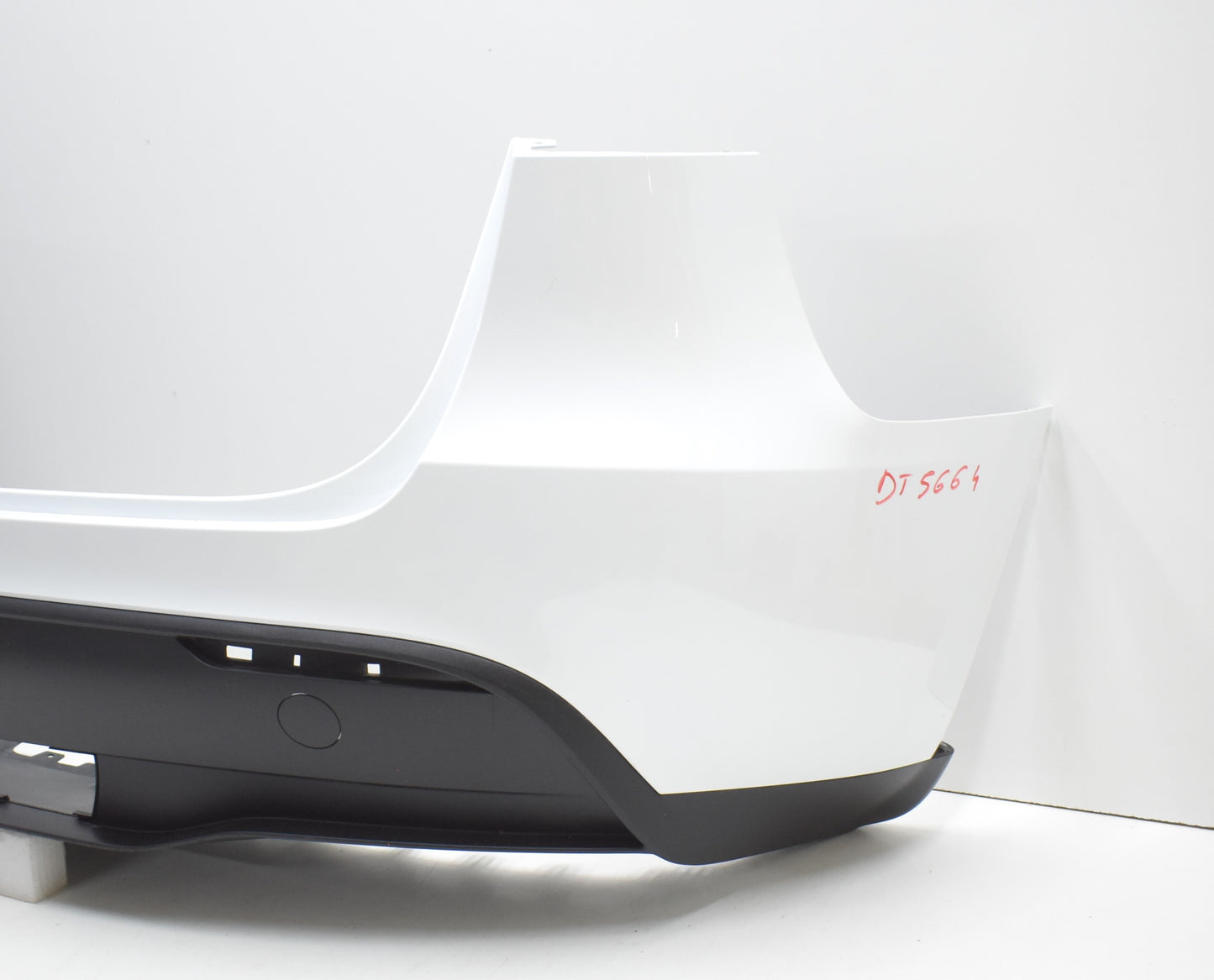 TESLA MODEL Y REAR BUMPER ORG + BOTTOM