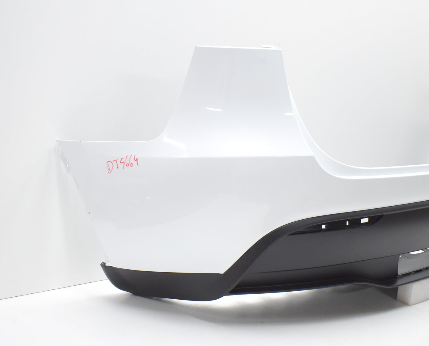 TESLA MODEL Y REAR BUMPER ORG + BOTTOM