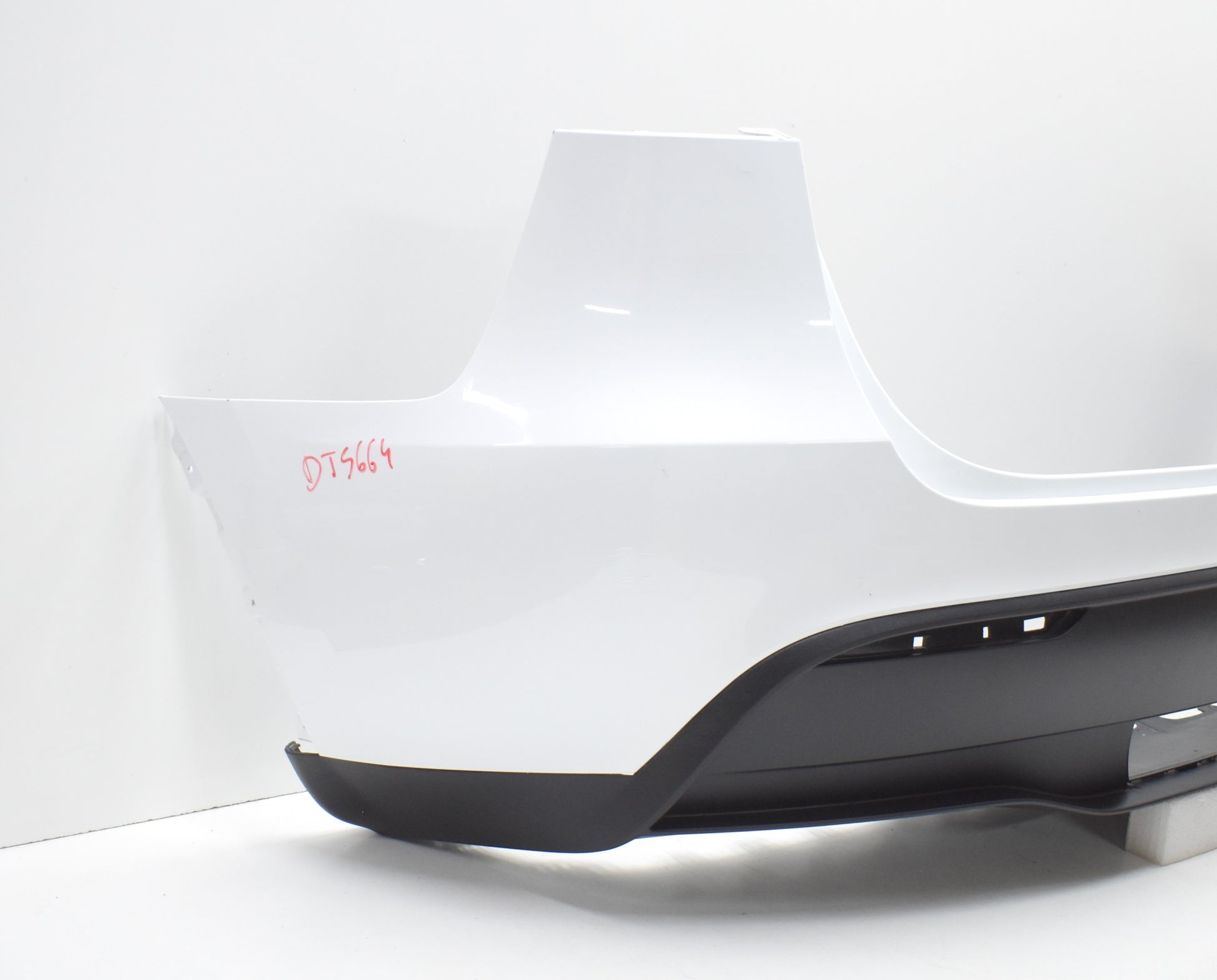 TESLA MODEL Y REAR BUMPER ORG + BOTTOM