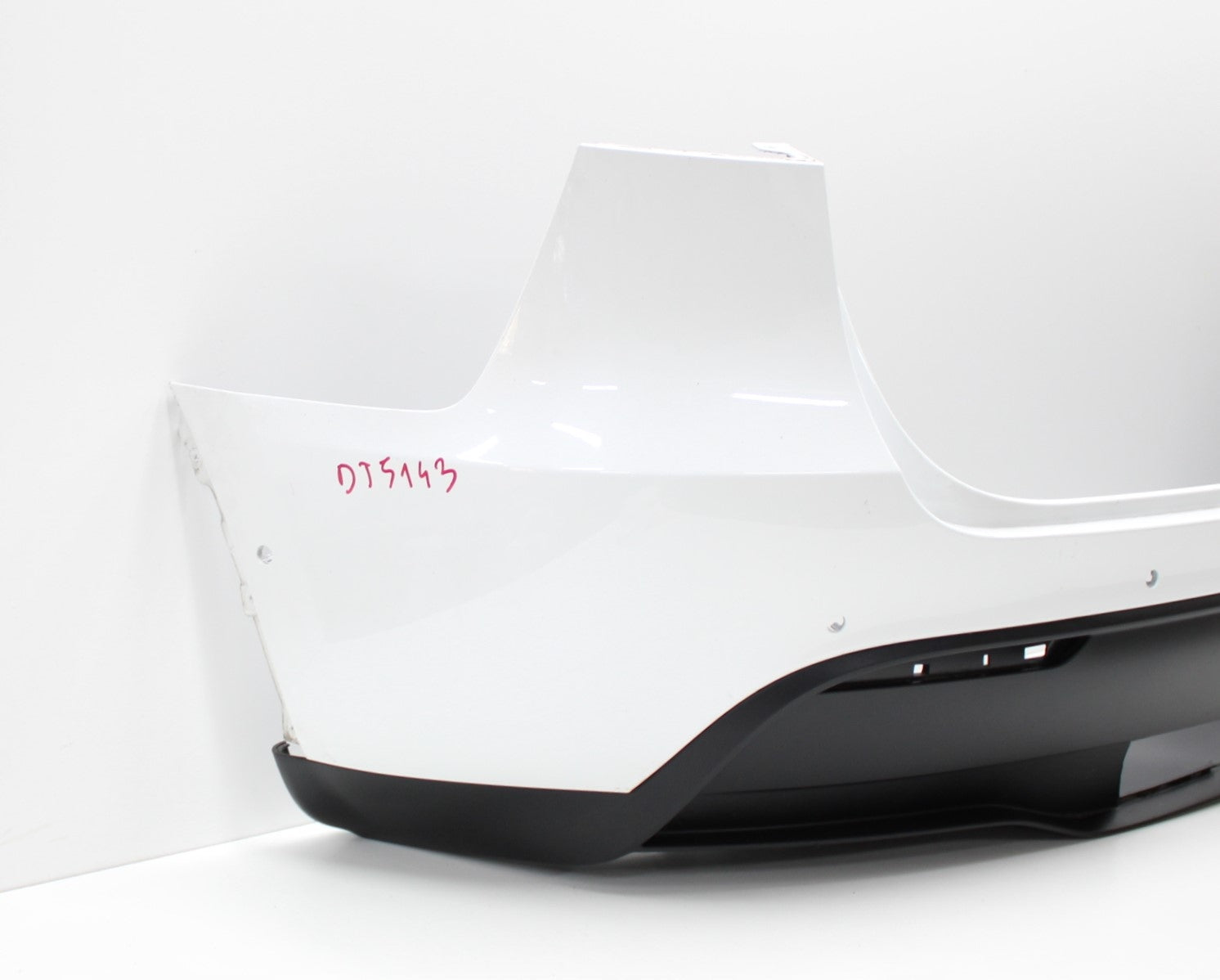 TESLA MODEL Y REAR BUMPER ORG + BOTTOM