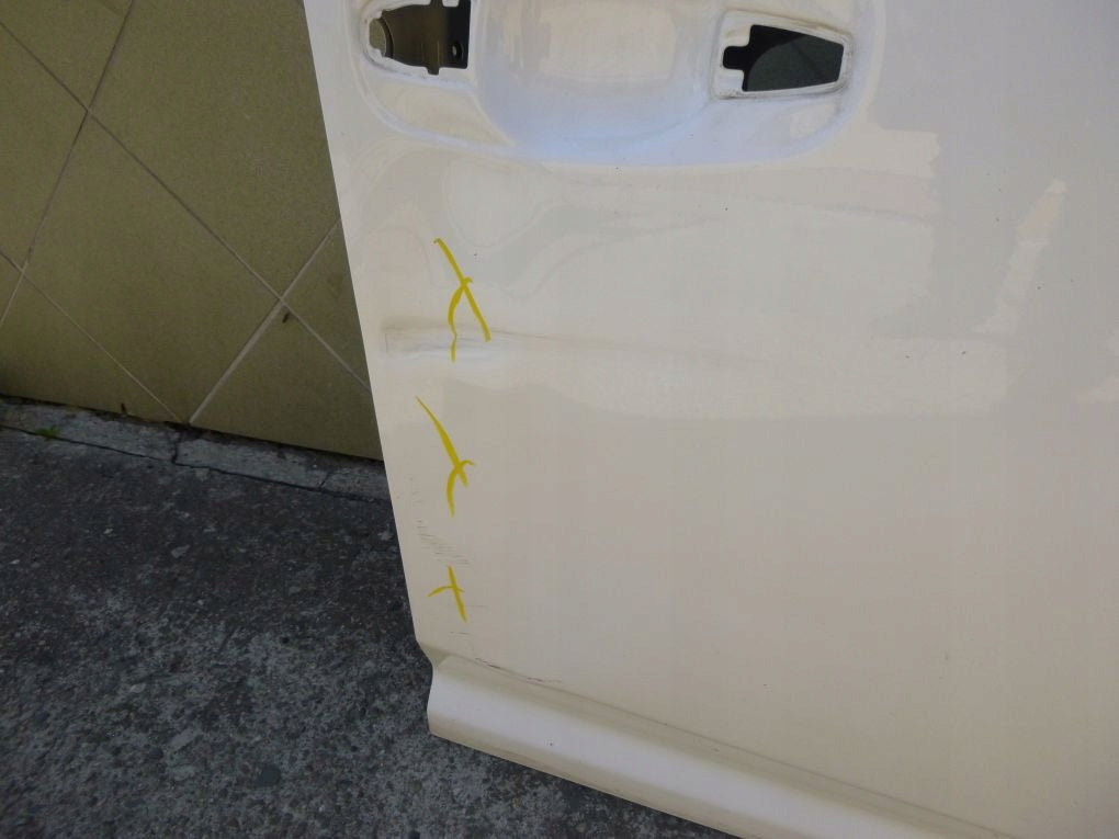 TOYOTA AVENSIS III T27 08- FRONT RIGHT DOOR