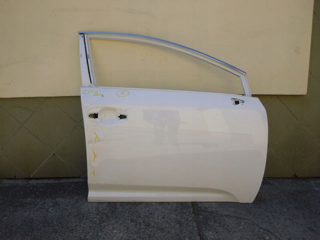TOYOTA AVENSIS III T27 08- FRONT RIGHT DOOR