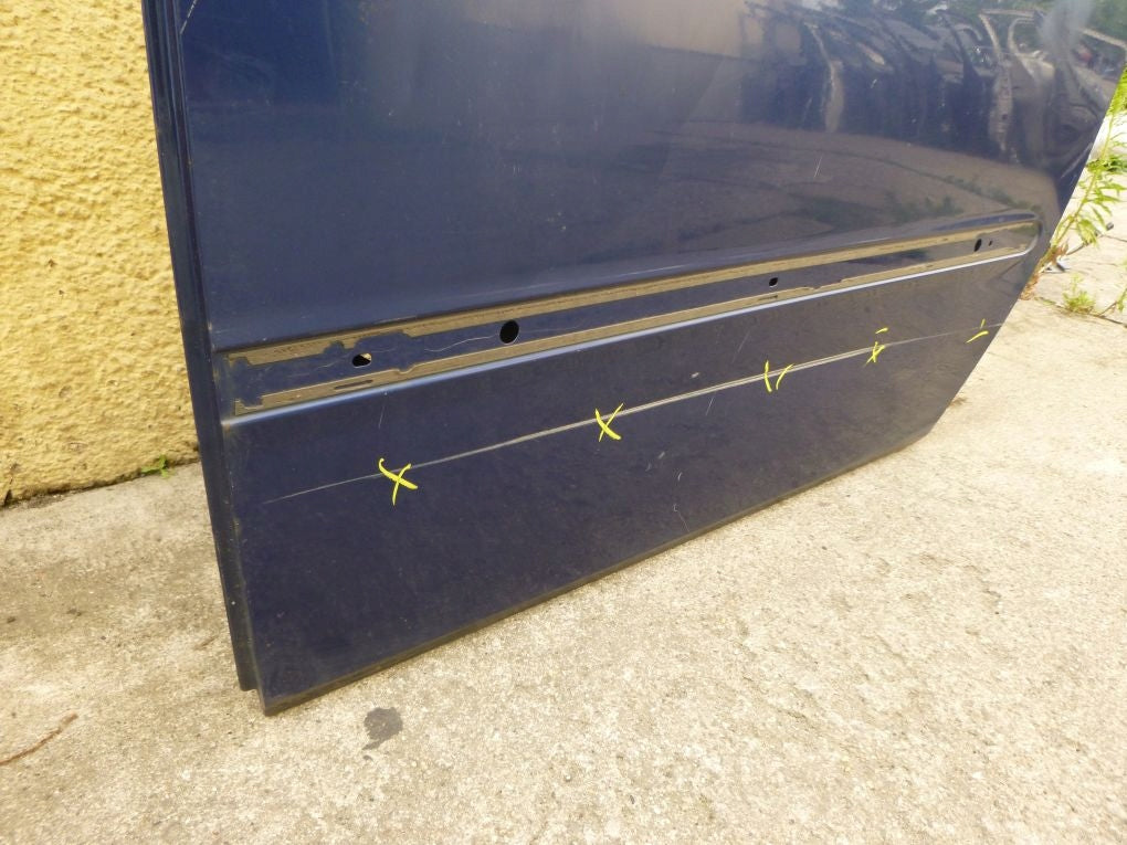 TOYOTA AVENSIS VERSO 01- Left Rear Door