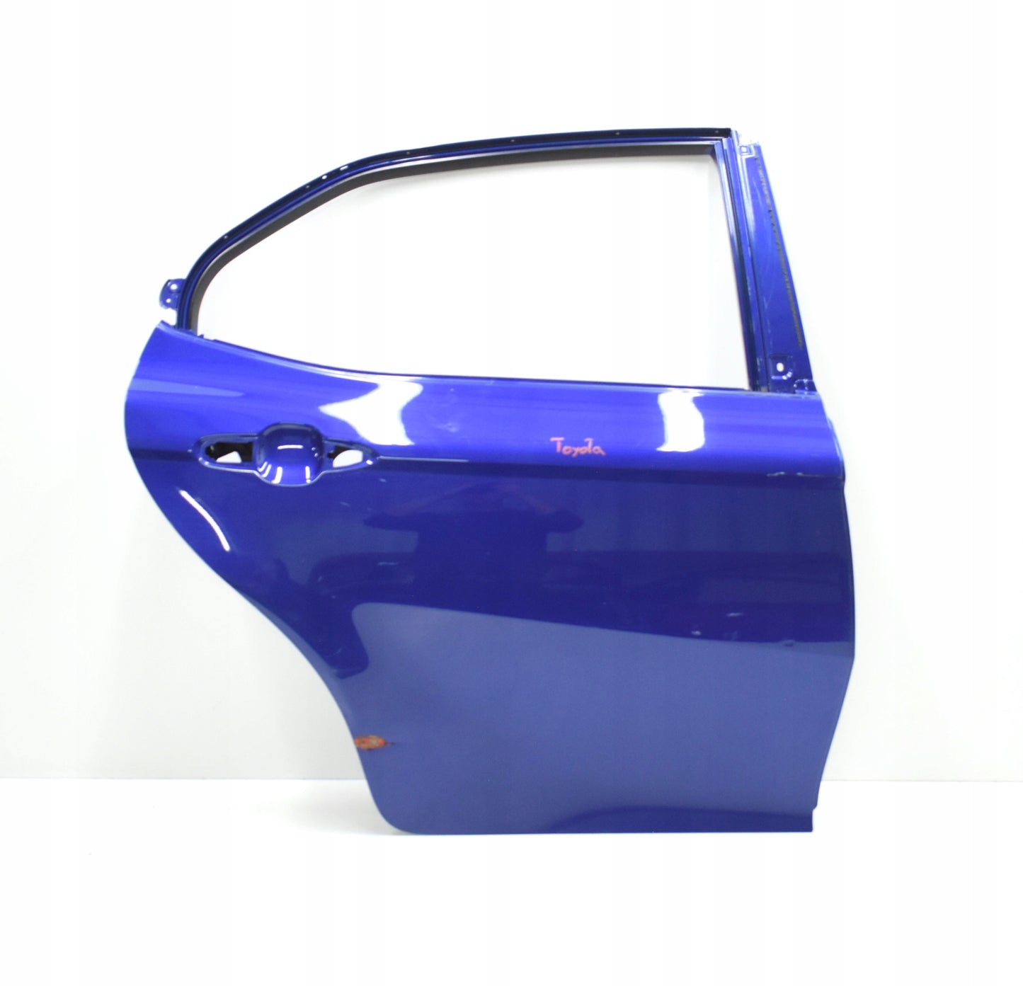 TOYOTA CAMRY VIII 8 DOOR RIGHT REAR GENUINE