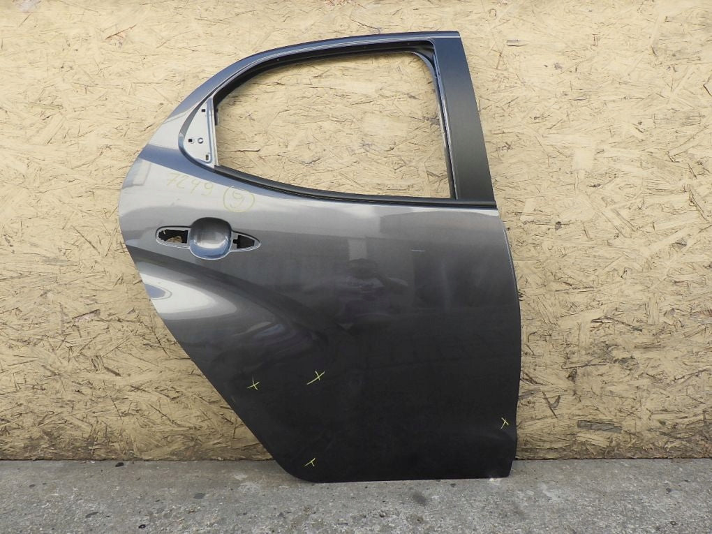 TOYOTA YARIS 4 IV P21 2020- rear right door