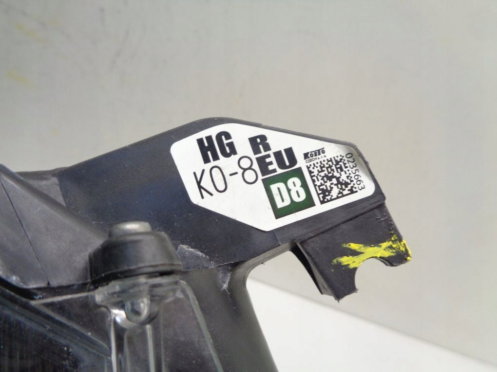 TOYOTA YARIS 4 IV P21 FULL LED 20- RIGHT HEADLIGHT