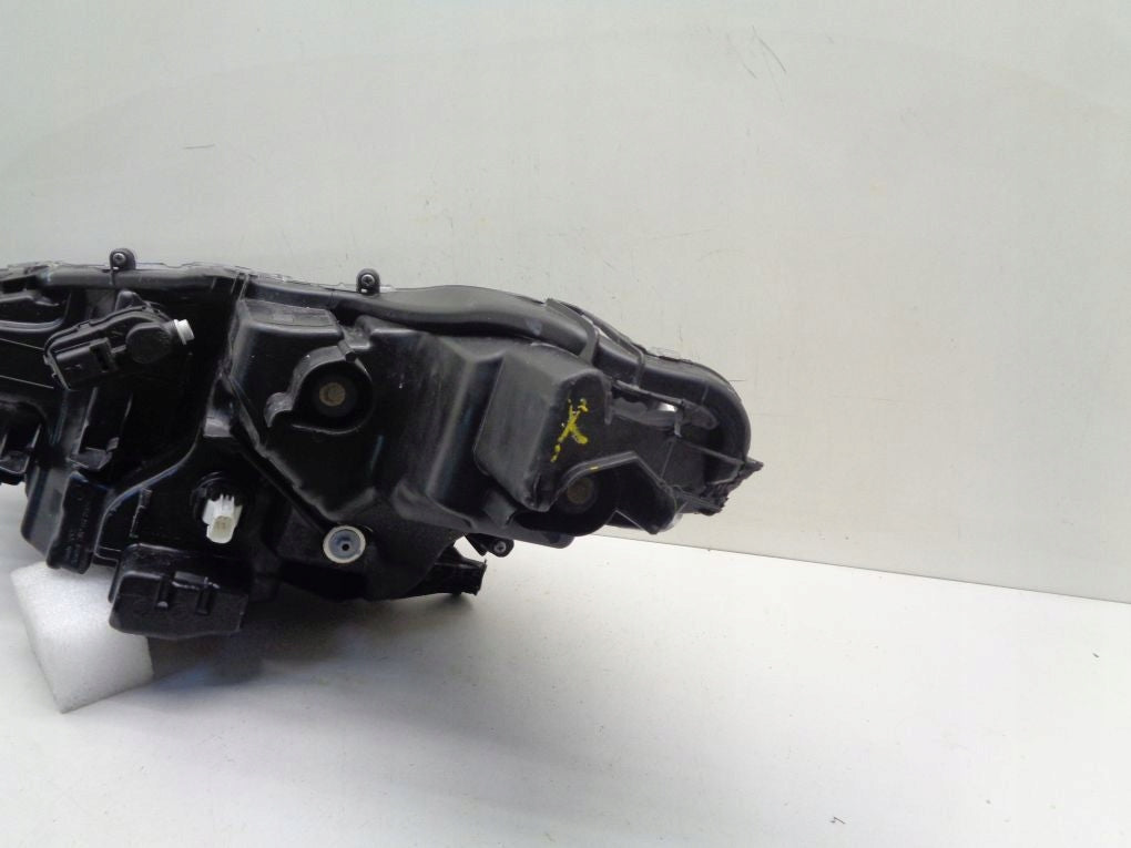 TOYOTA YARIS 4 IV P21 FULL LED 20- RIGHT HEADLIGHT