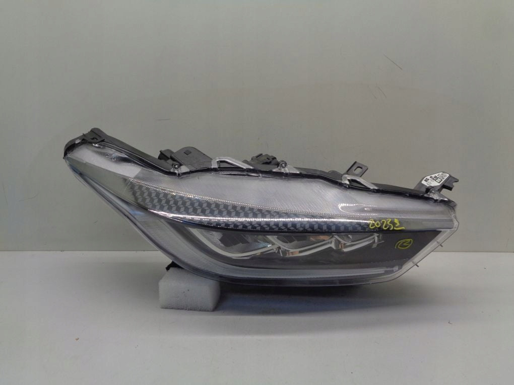 TOYOTA YARIS 4 IV P21 FULL LED 20- RIGHT HEADLIGHT