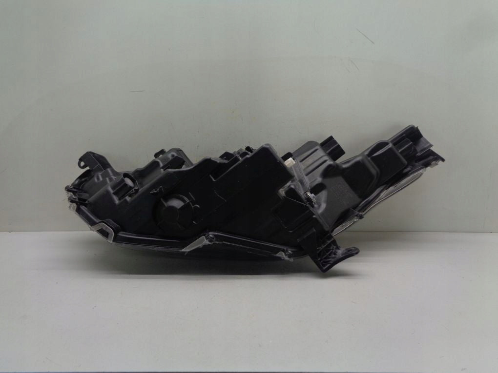 TOYOTA YARIS 4 IV P21 FULL LED 20- RIGHT HEADLIGHT