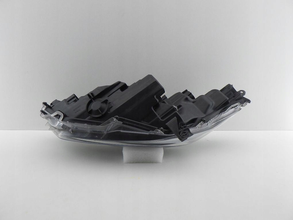 TOYOTA YARIS 4 IV P21 FULL LED 20- Right Headlight