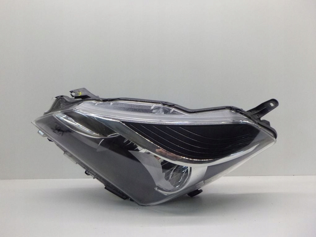 TOYOTA YARIS III LIFT 13- LEFT HEADLIGHT
